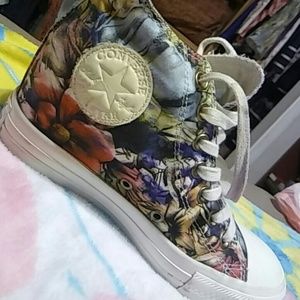 Converse sneakers/wedges